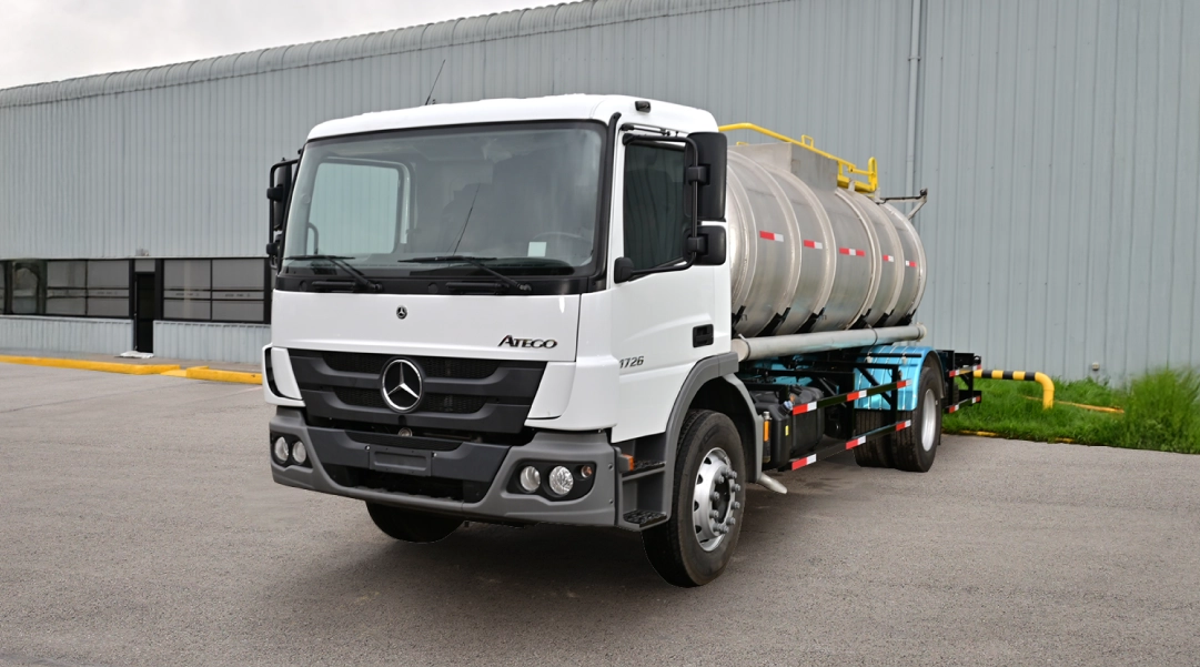 ALJIBE INOX 10M3 Atego