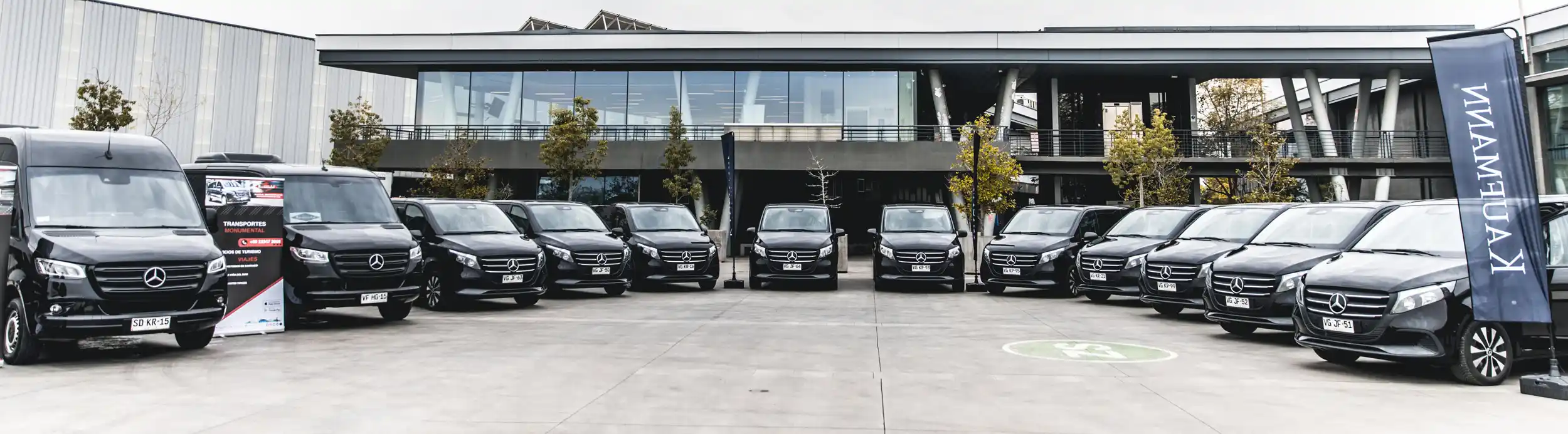 Transportes Monumental renueva su flota con 10 Mercedes-Benz Vito