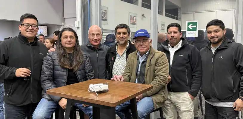 Noche FUSO Canter en Copiapó