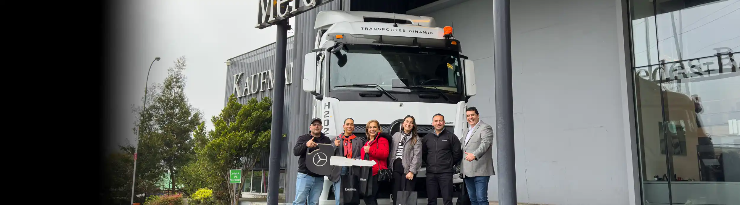 Dinamis potencia su operación con dos nuevos Mercedes-Benz New Actros
