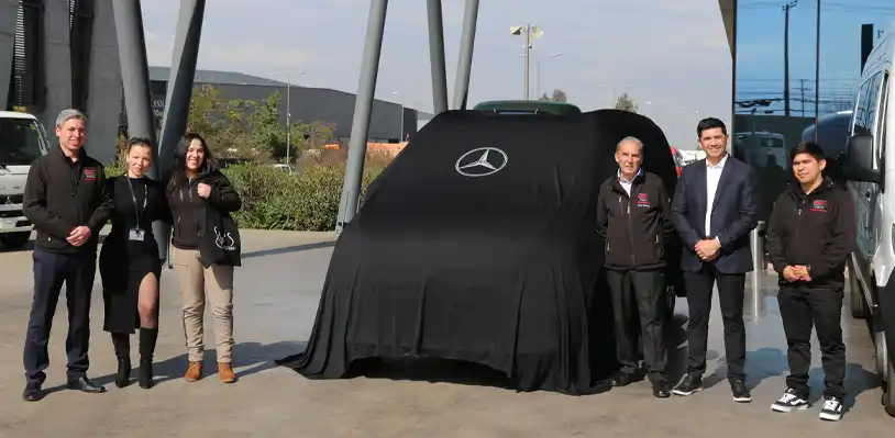 Nuevas vans Mercedes-Benz se integran a la flota de Transportes Express 