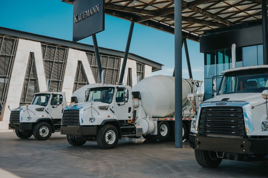 Cementos Bío Bío refuerza su operación con 13 nuevos Freightliner 114SD