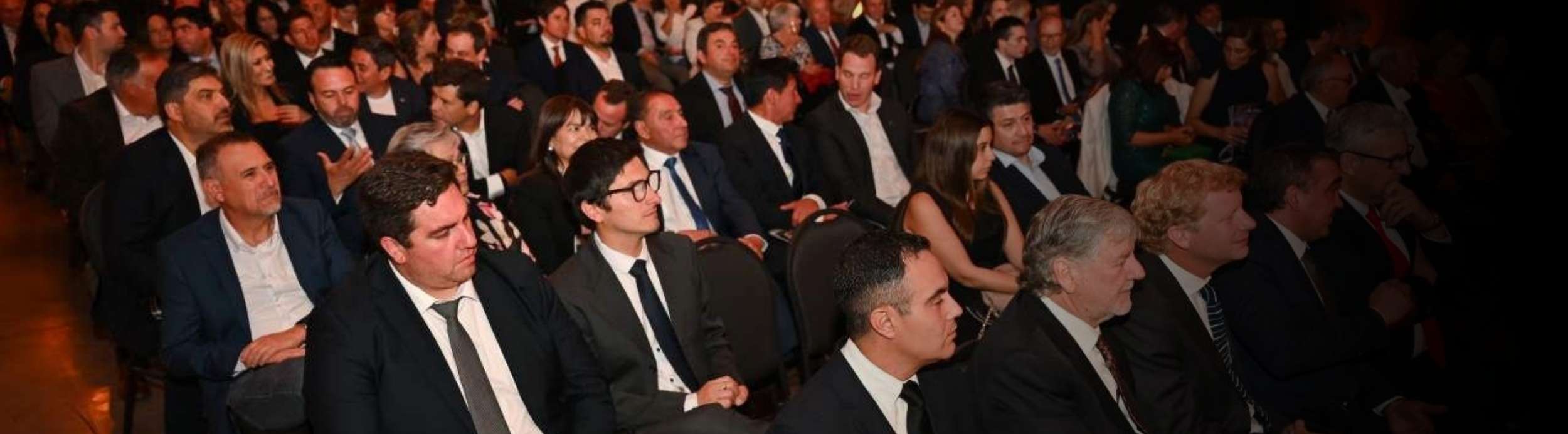 Kaufmann es reconocido por Cikbus Elite en los Premios Transporte 2025