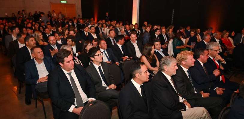 Kaufmann es reconocido por Cikbus Elite en los Premios Transporte 2025