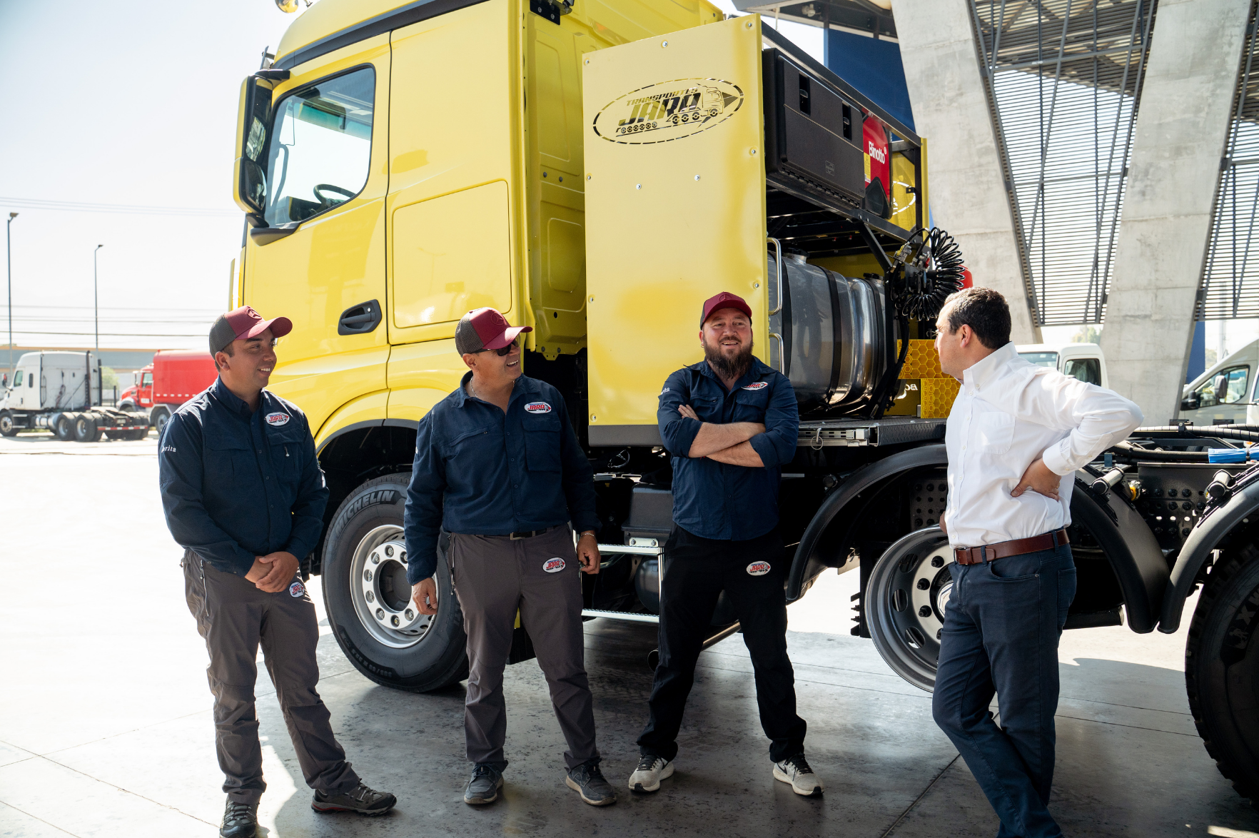 Transportes Jara incorpora dos New Actros para operaciones de alto tonelaje