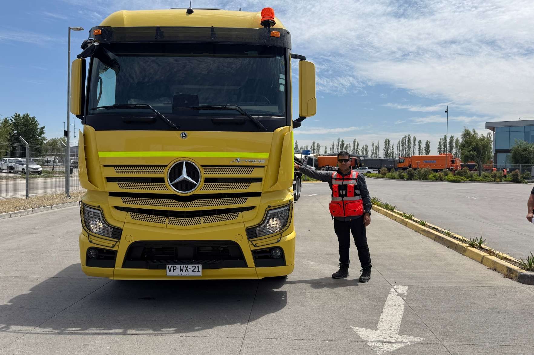 ASAP Soluciones Integrales refuerza su operación   con camión Mercedes-Benz 