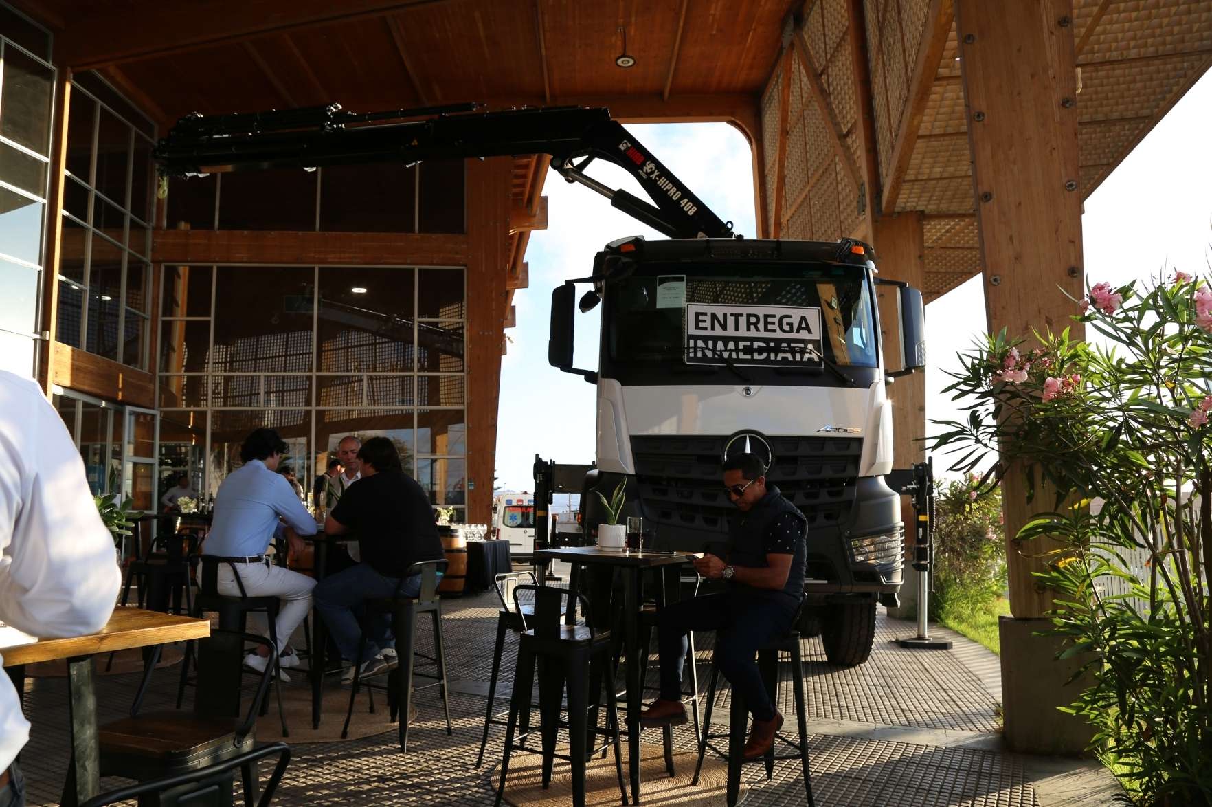 Kaufmann y Grupo Pesco presentan en Antofagasta “La Ruta del Equipo”