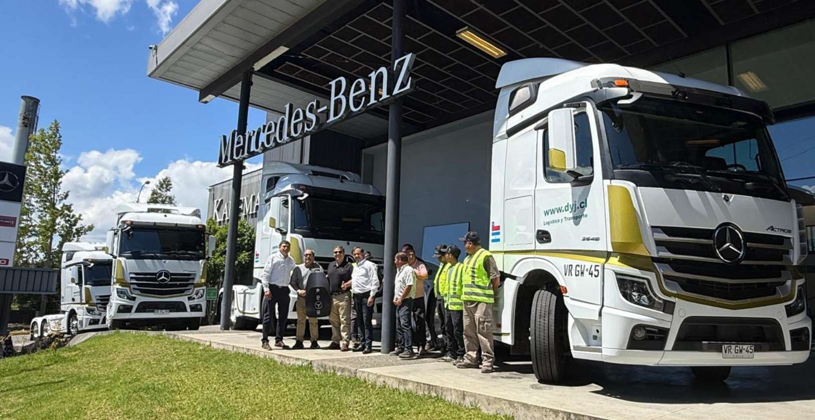 Transportes D&J Logistic renueva su flota con nuevos Mercedes-Benz Actros