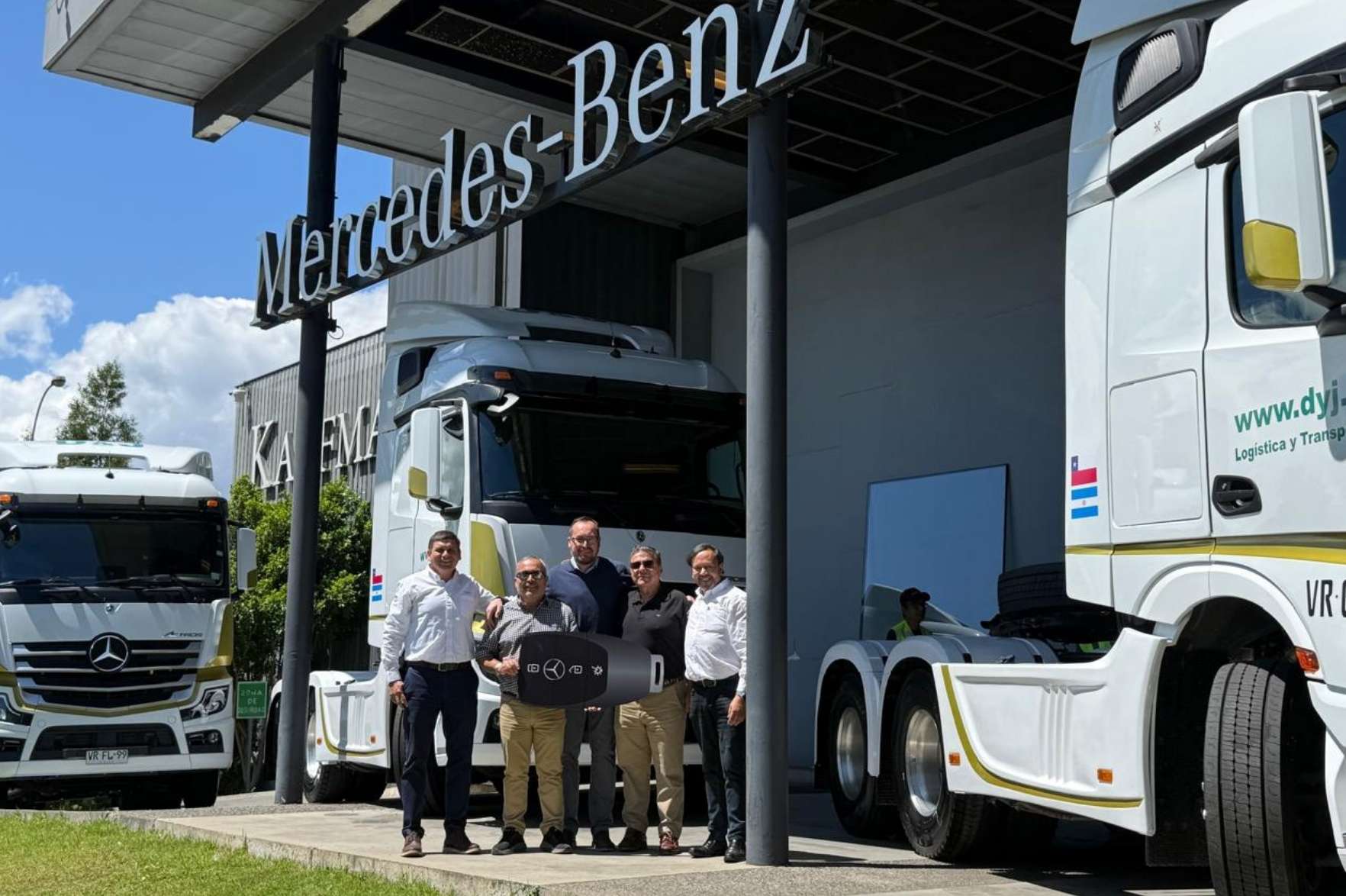 Transportes D&J Logistic renueva su flota con nuevos Mercedes-Benz Actros