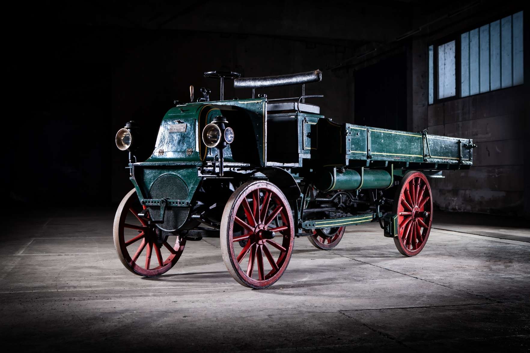 130 años de innovación: Mercedes-Benz Trucks celebra su historia