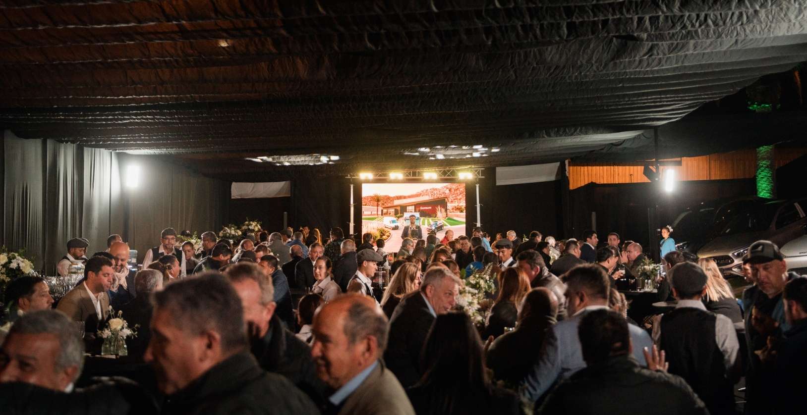 Kaufmann inaugura renovada y tecnológica sucursal en Coquimbo.