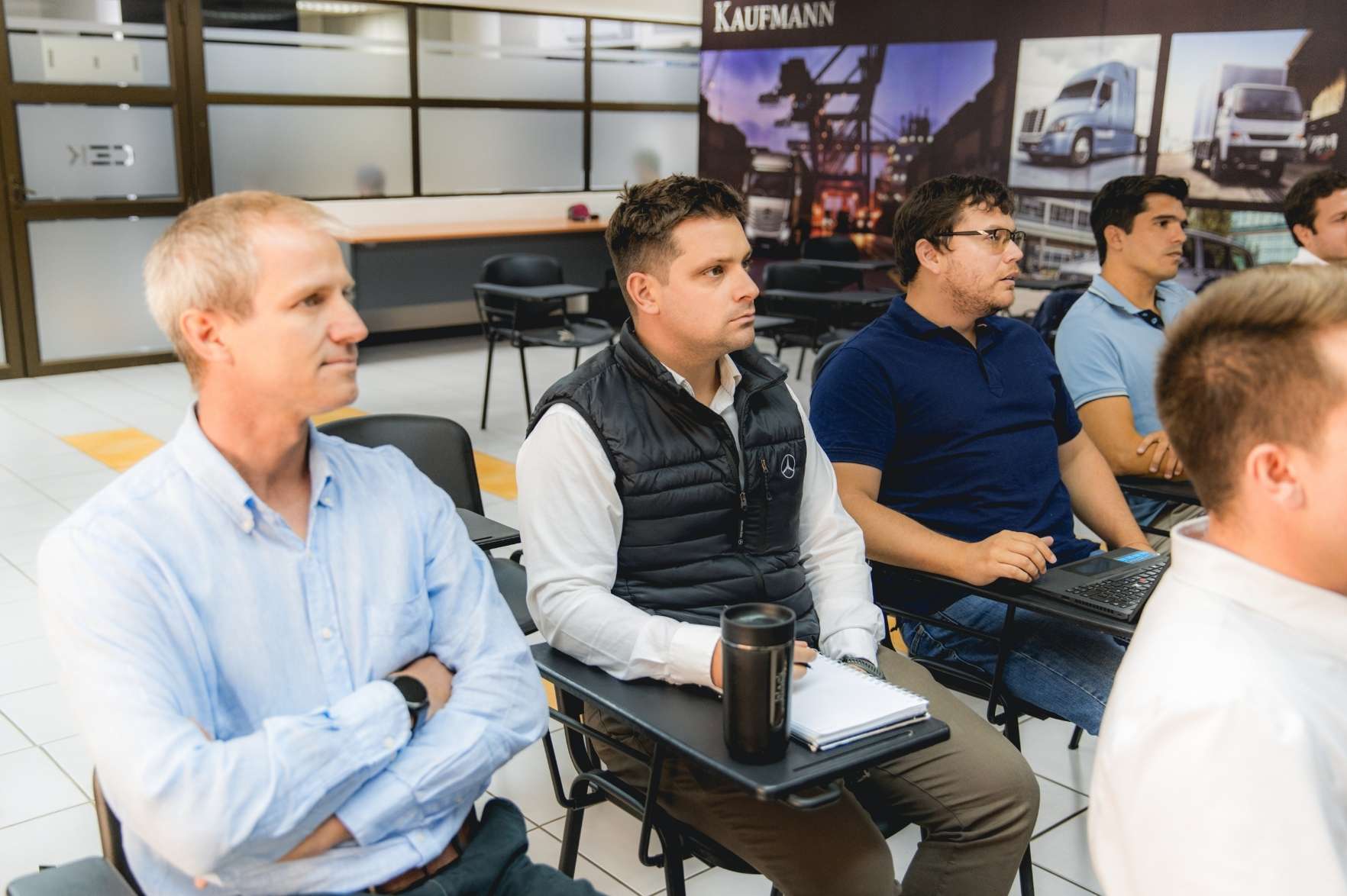 Daimler Special Trucks realiza capacitación junto a Grupo Kaufmann 