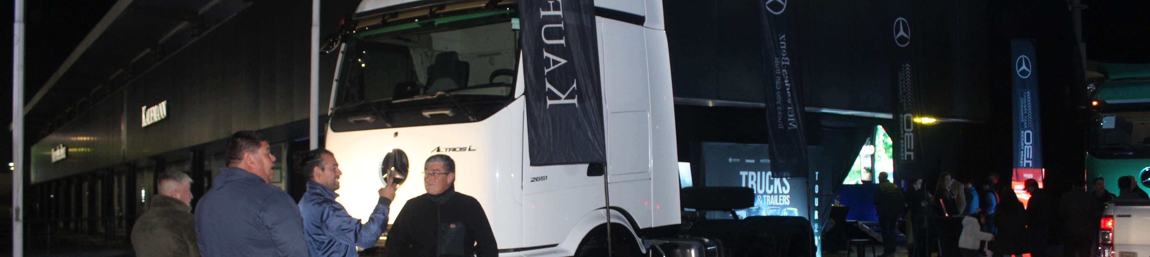 Kaufmann y Trucks & Trailers reunieron a clientes de logística en Placilla