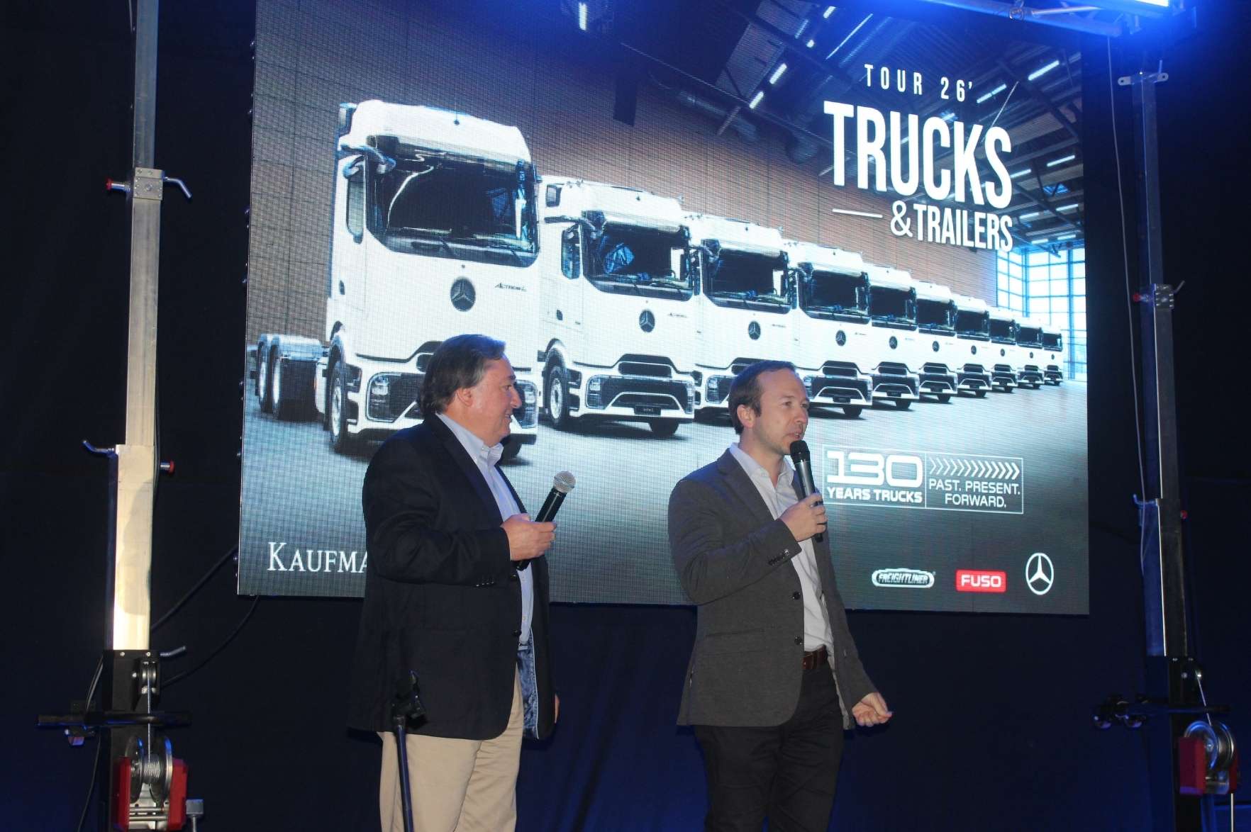 Kaufmann y Trucks & Trailers reunieron a clientes de logística en Placilla