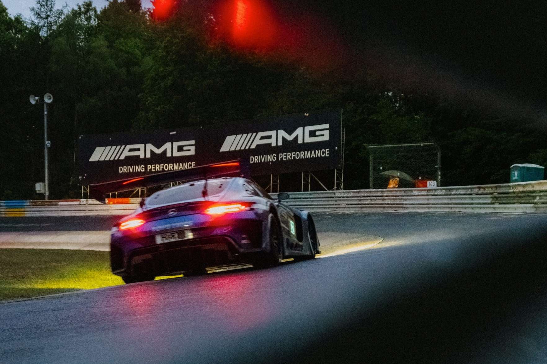 Mercedes-AMG gana las 24 Horas de Nürburgring 2026 con el AMG GT3
