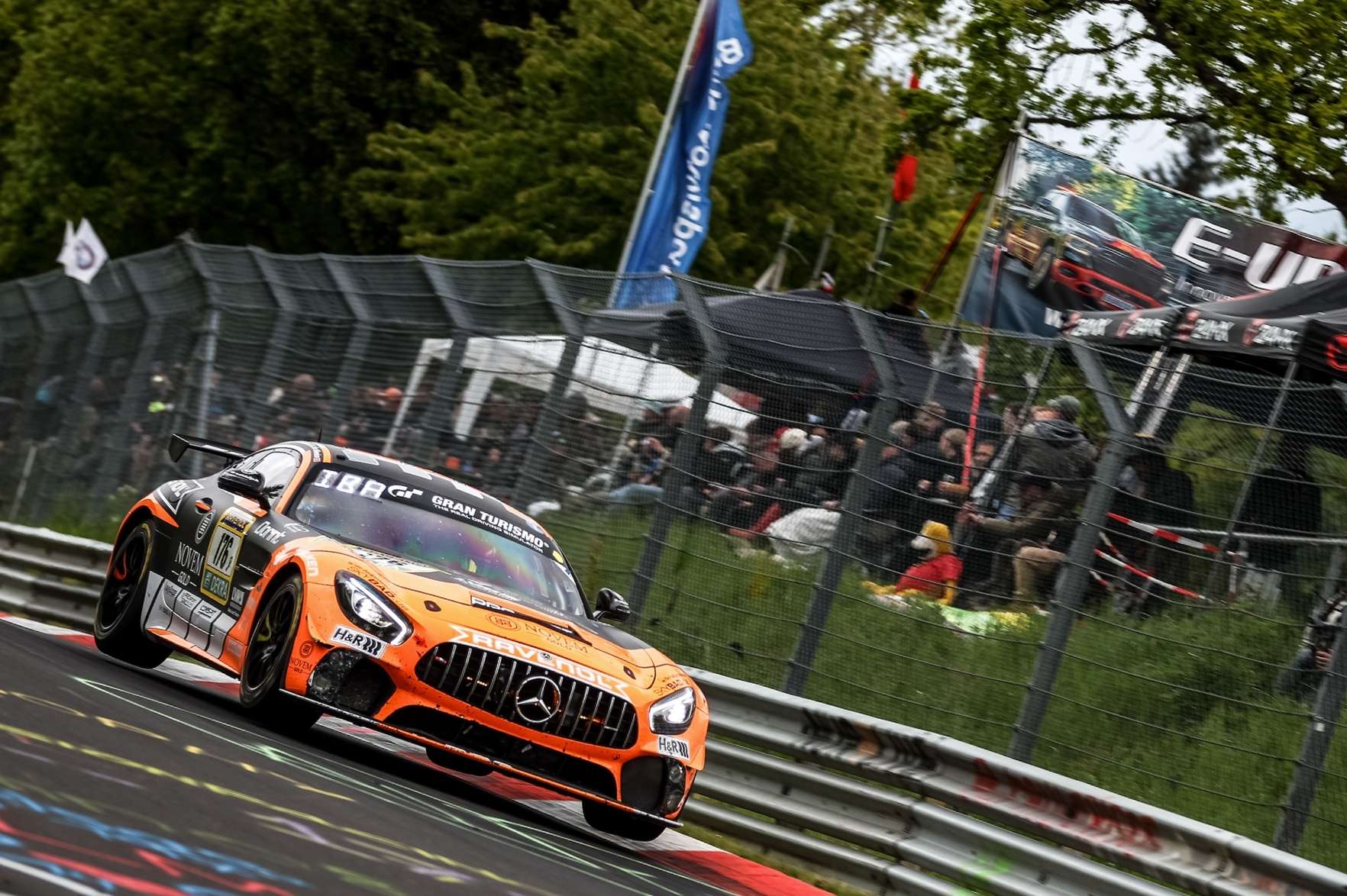 Mercedes-AMG gana las 24 Horas de Nürburgring 2026 con el AMG GT3
