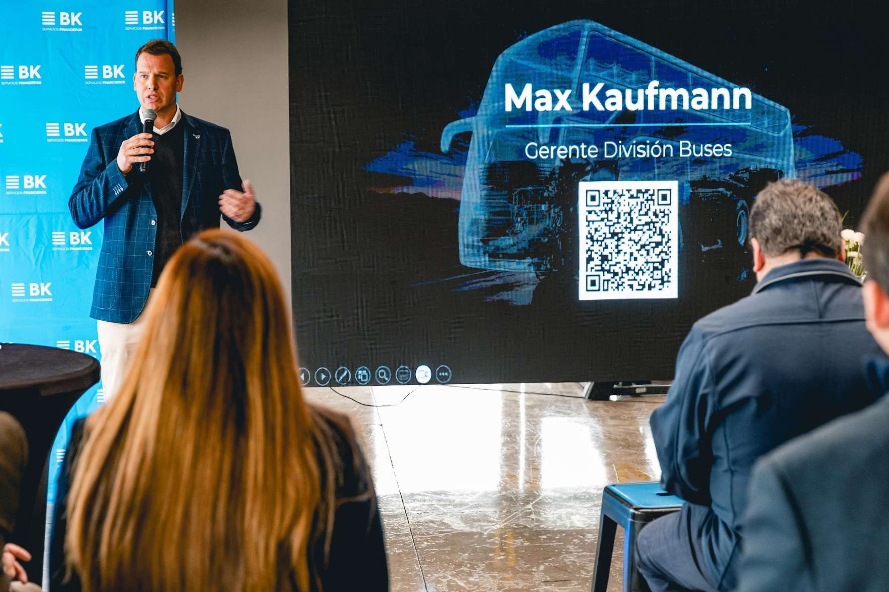 Kaufmann y Mercedes-Benz presentan su nueva plataforma de buses Euro VI