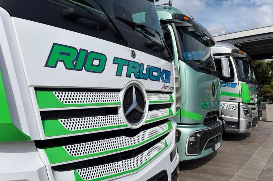 Rio Trucks incorpora cuatro tractocamiones Mercedes-Benz de Kaufmann