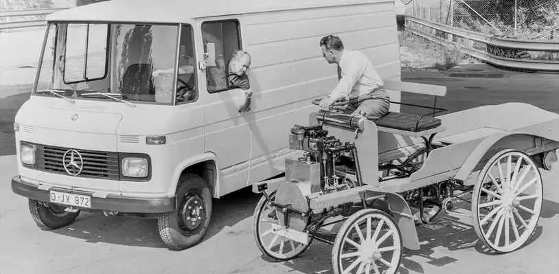 Primer furgón Mercedes-Benz